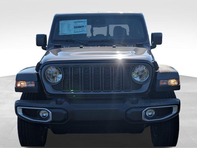 new 2025 Jeep Gladiator car, priced at $44,434