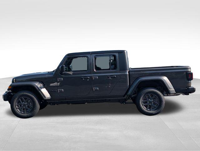 new 2025 Jeep Gladiator car, priced at $44,434