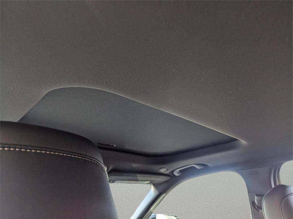 new 2025 Jeep Grand Cherokee car, priced at $40,884