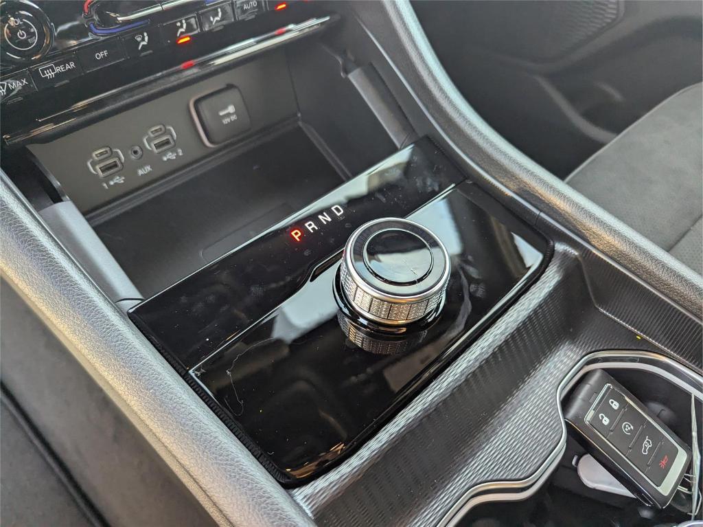 new 2025 Jeep Grand Cherokee car, priced at $40,884