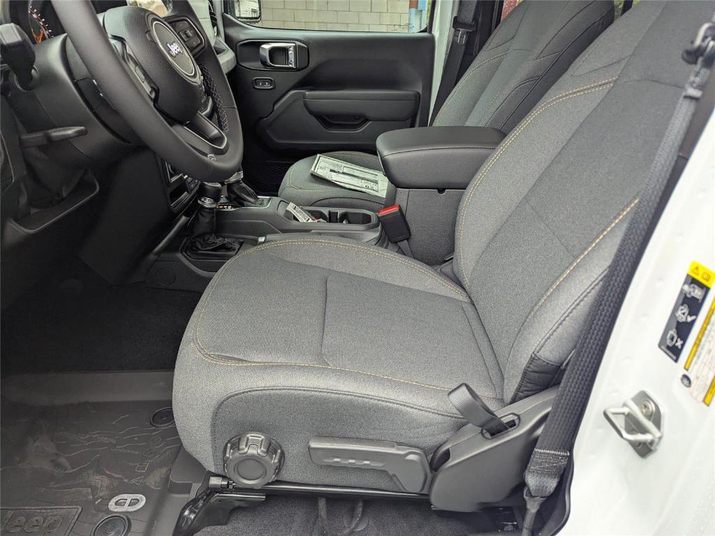new 2025 Jeep Wrangler car, priced at $42,807