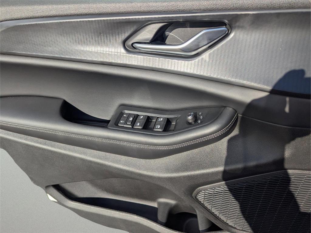 new 2025 Jeep Grand Cherokee car, priced at $37,727