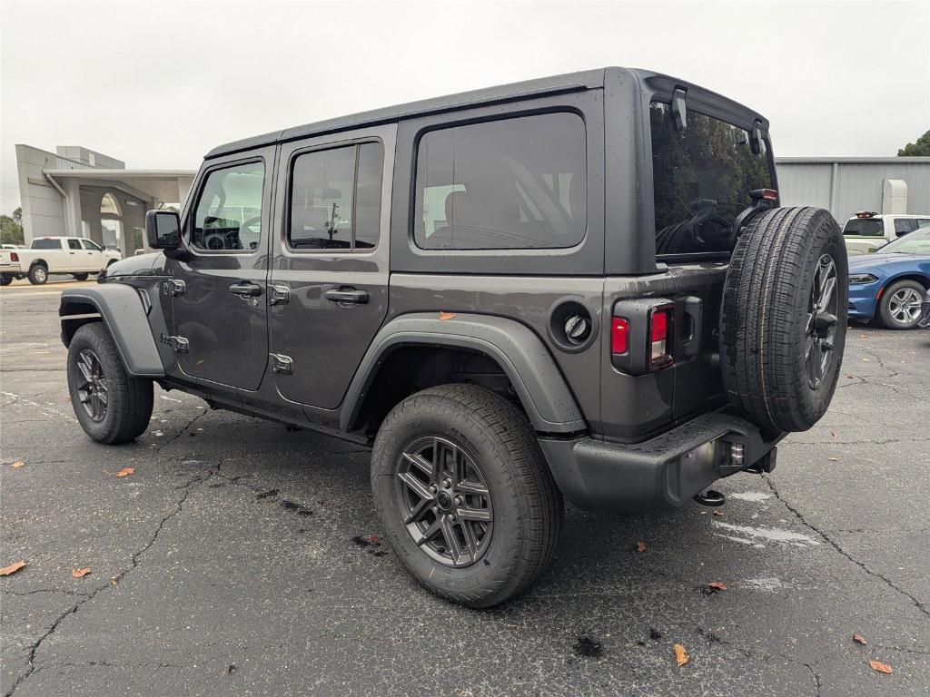 new 2025 Jeep Wrangler car, priced at $43,325
