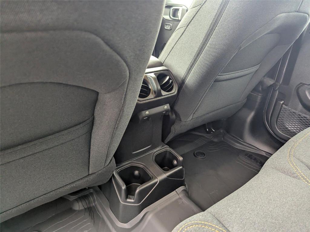 new 2025 Jeep Wrangler car, priced at $43,325