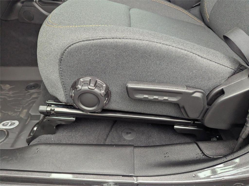 new 2025 Jeep Wrangler car, priced at $43,325