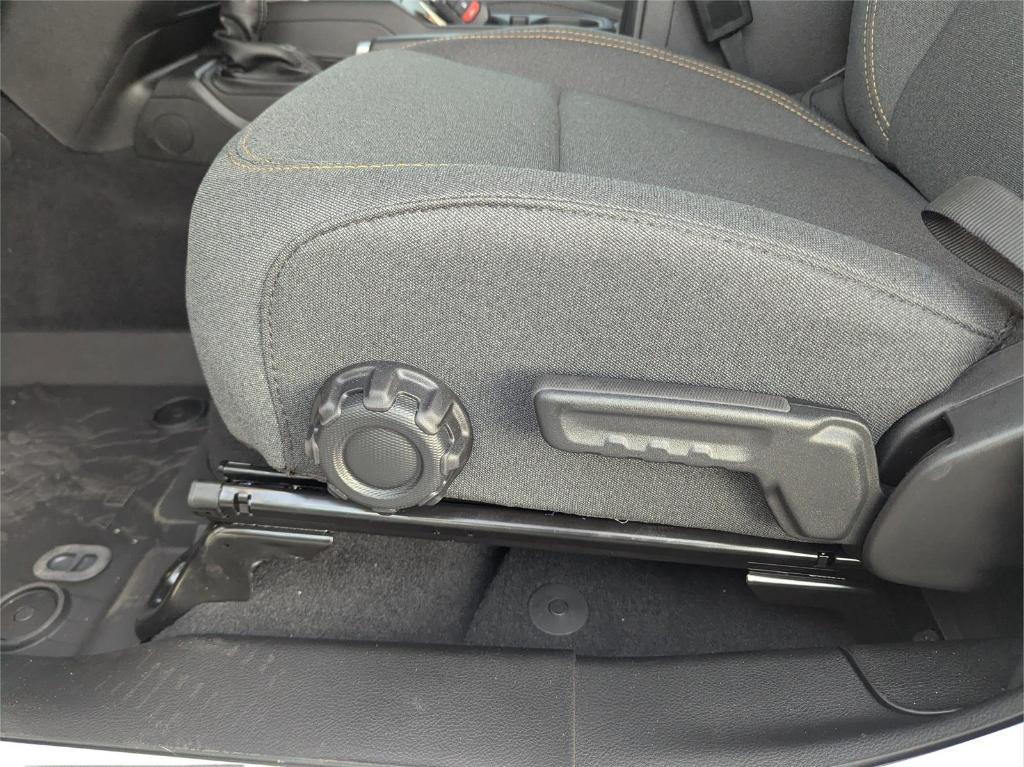 new 2025 Jeep Gladiator car, priced at $43,896