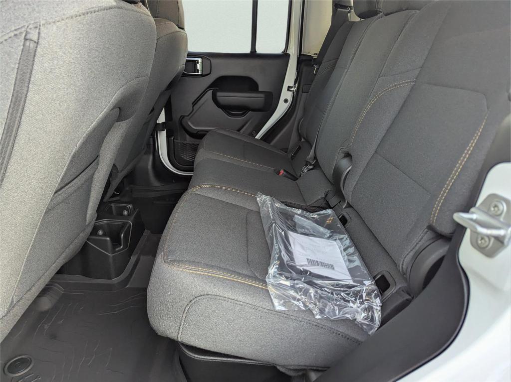 new 2025 Jeep Gladiator car, priced at $43,896