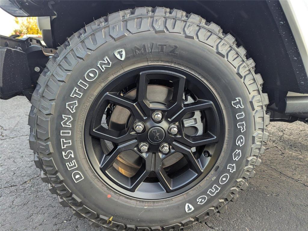 new 2025 Jeep Gladiator car, priced at $43,896