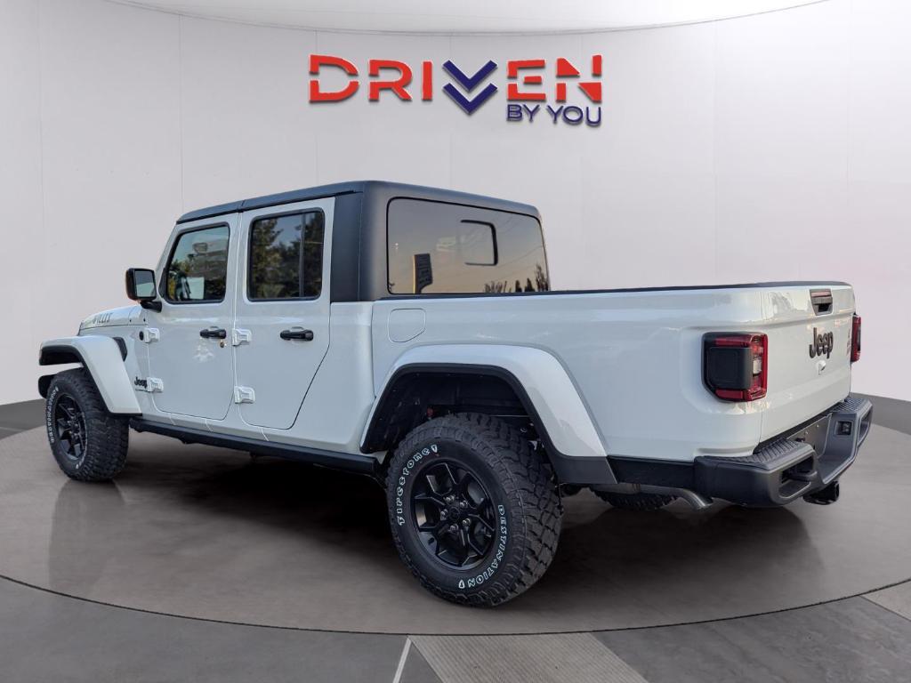new 2025 Jeep Gladiator car, priced at $43,896