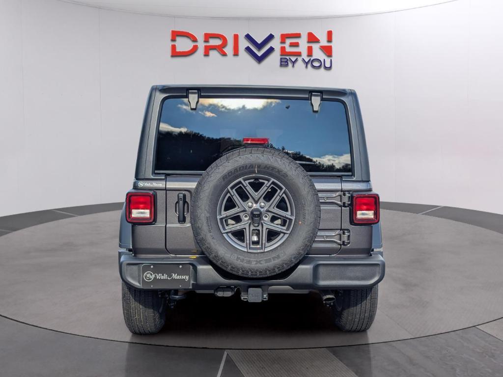 new 2026 Jeep Wrangler car, priced at $47,323