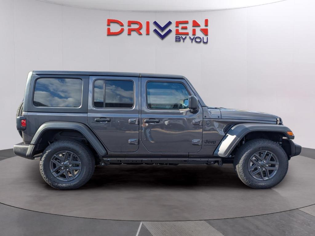 new 2026 Jeep Wrangler car, priced at $47,323