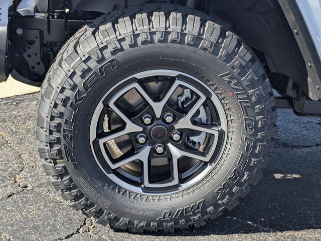 new 2025 Jeep Gladiator car, priced at $56,112