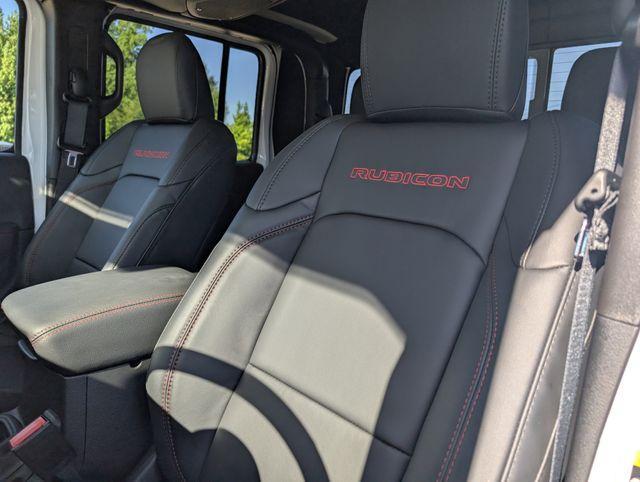 new 2025 Jeep Gladiator car, priced at $56,112