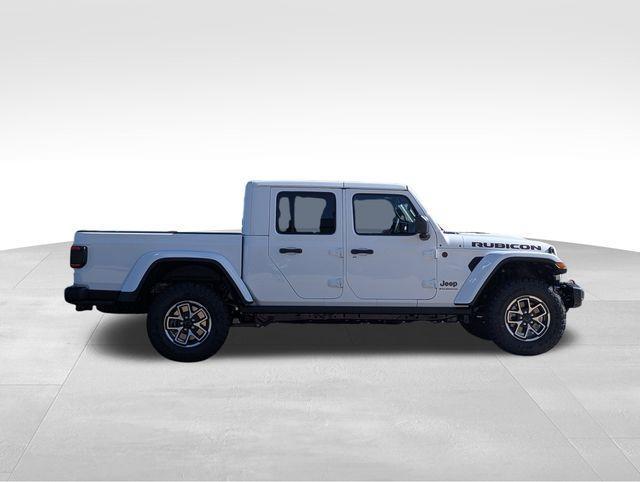 new 2025 Jeep Gladiator car, priced at $56,112