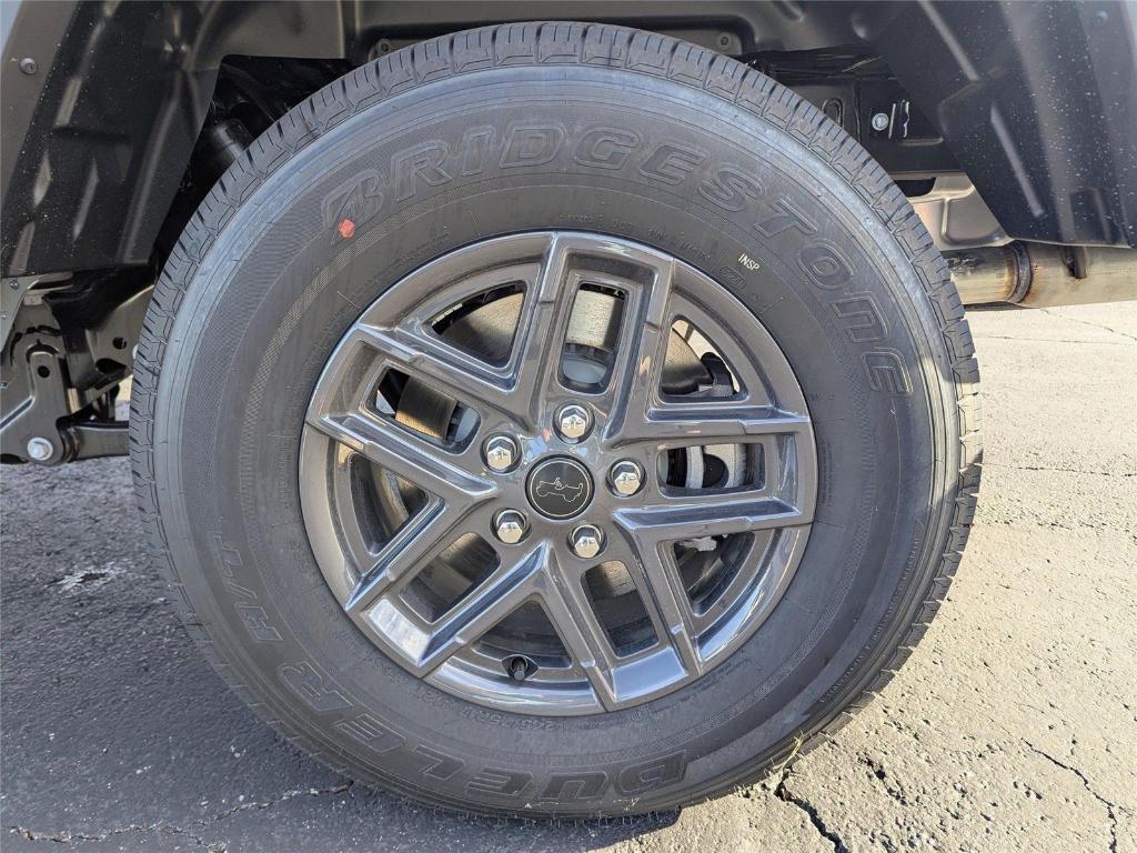 new 2025 Jeep Gladiator car, priced at $42,213