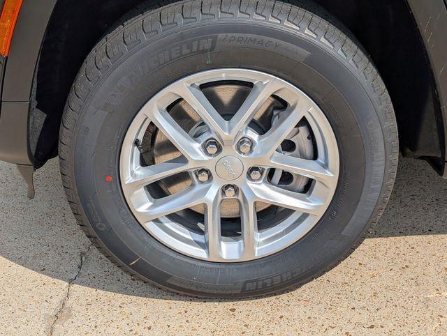 new 2025 Jeep Grand Cherokee L car, priced at $38,615
