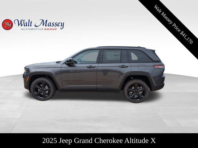 new 2025 Jeep Grand Cherokee car, priced at $41,170