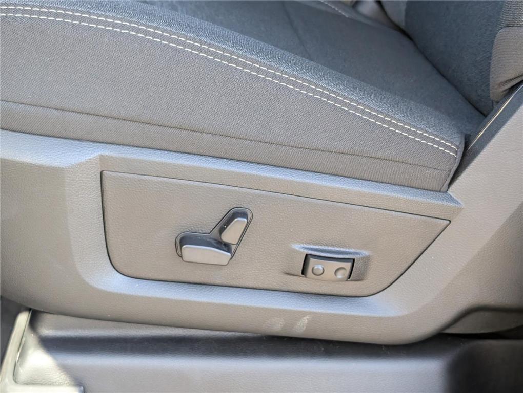 new 2025 Ram 2500 car, priced at $61,634