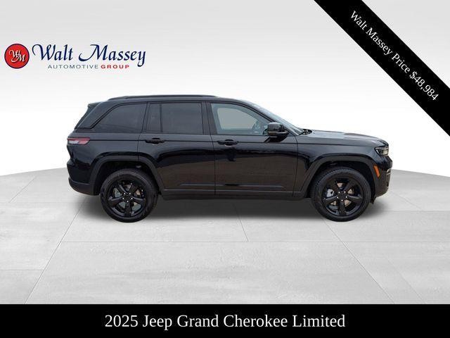 new 2025 Jeep Grand Cherokee car, priced at $48,984