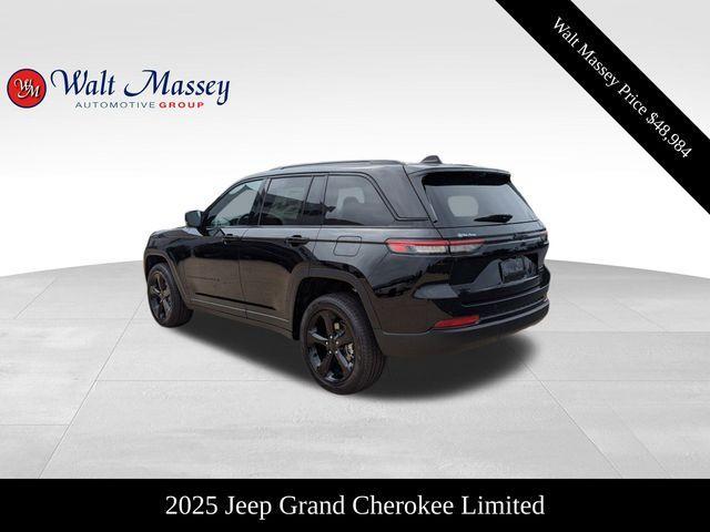 new 2025 Jeep Grand Cherokee car, priced at $48,984