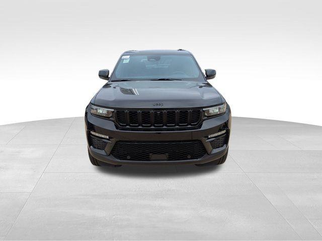 new 2025 Jeep Grand Cherokee car, priced at $50,559