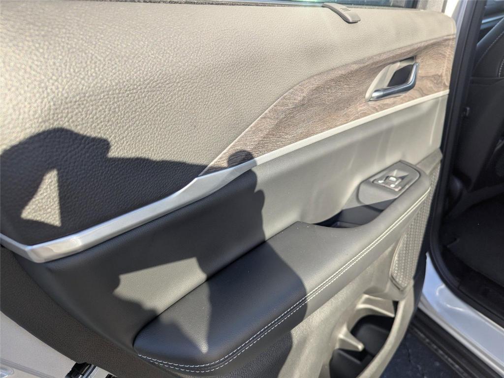 new 2025 Jeep Grand Cherokee car, priced at $49,611