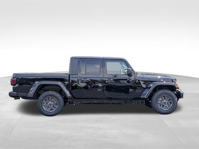 new 2025 Jeep Gladiator car, priced at $49,145