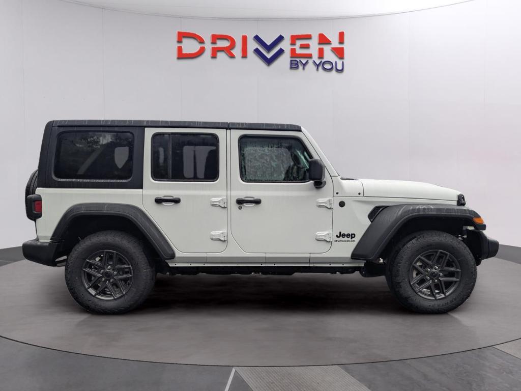 new 2026 Jeep Wrangler car, priced at $46,227
