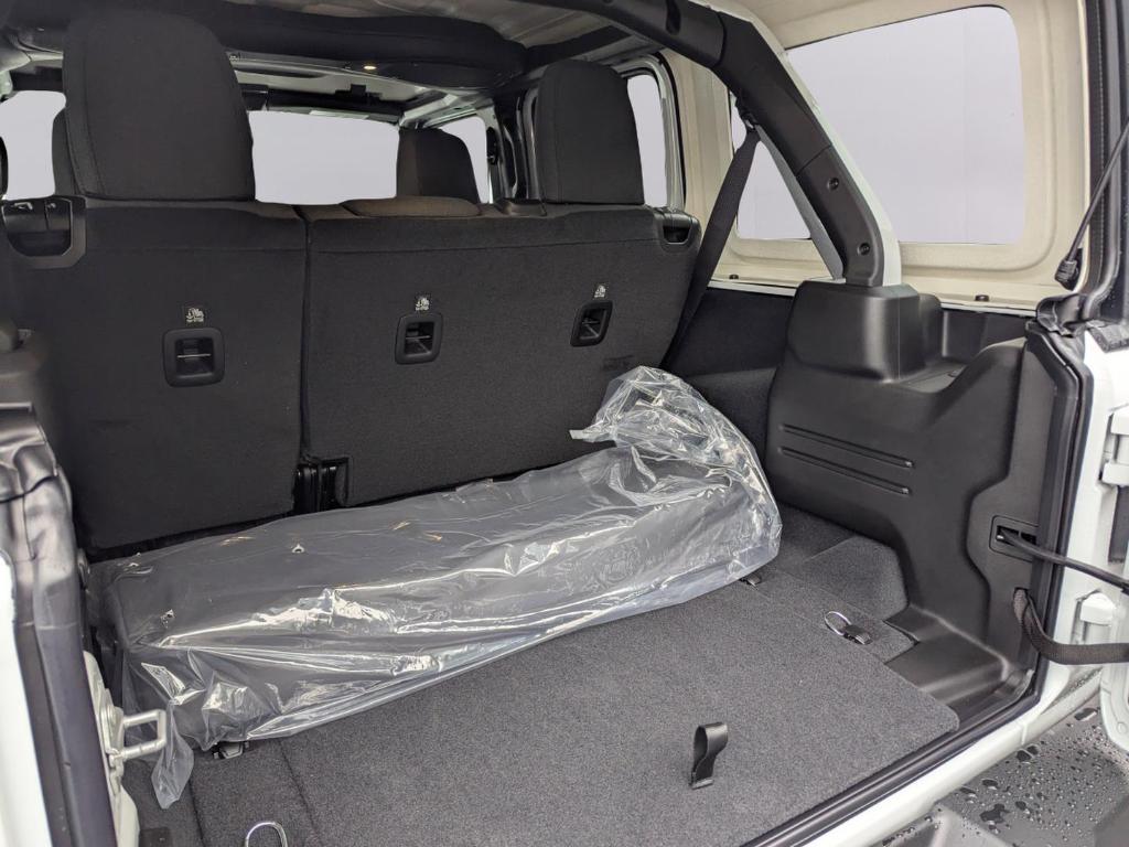 new 2026 Jeep Wrangler car, priced at $46,227