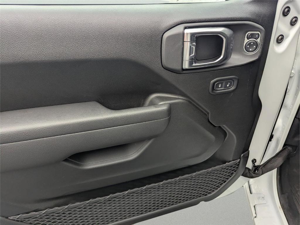 new 2026 Jeep Wrangler car, priced at $46,227