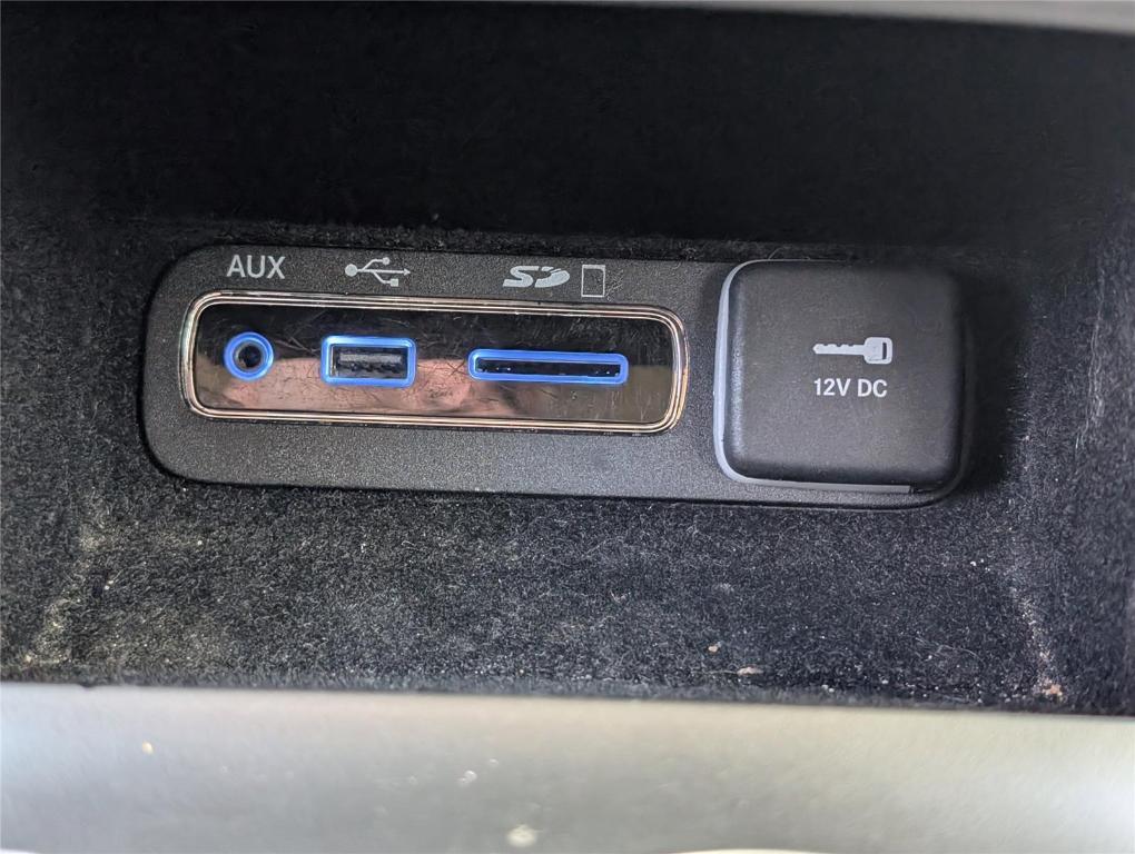 used 2016 Jeep Grand Cherokee car, priced at $14,372