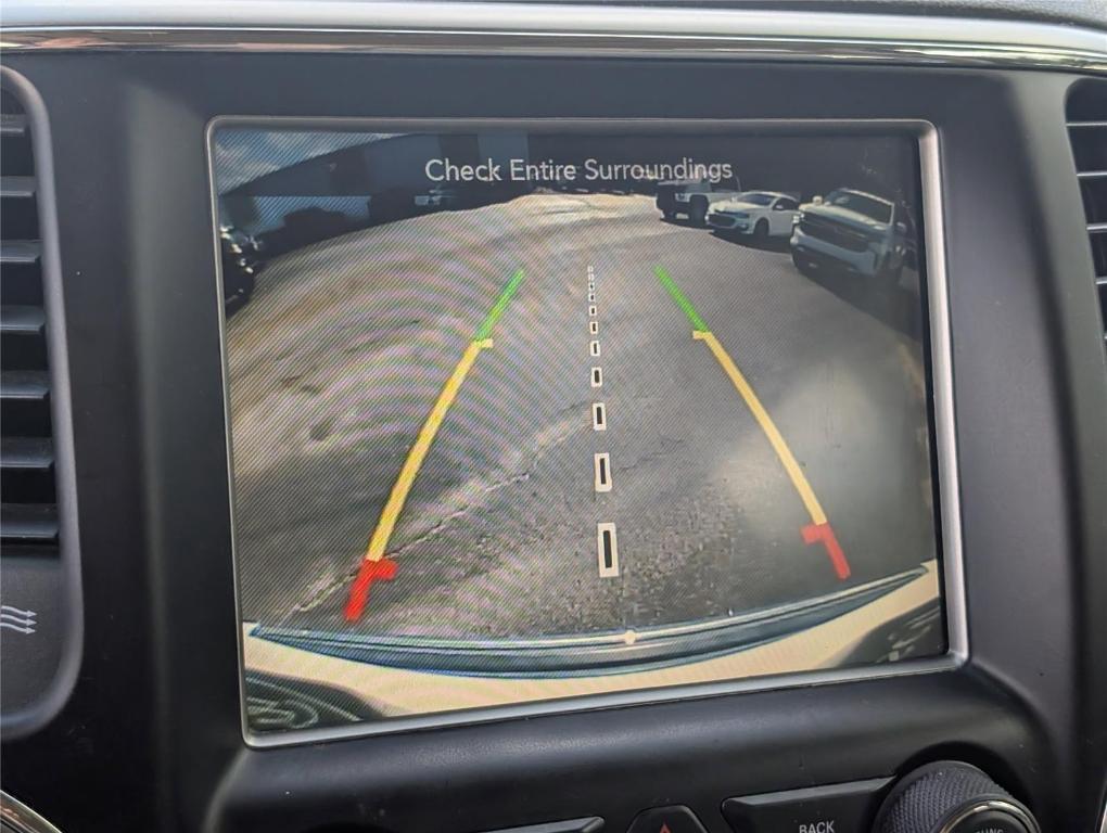 used 2016 Jeep Grand Cherokee car, priced at $14,372