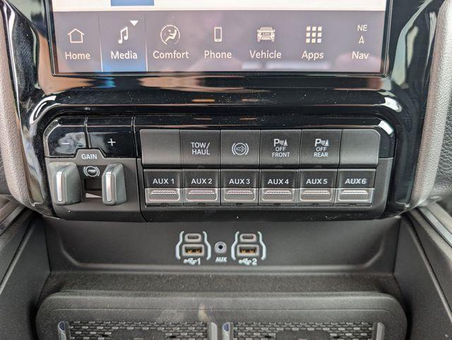 new 2025 Ram 3500 car, priced at $74,624