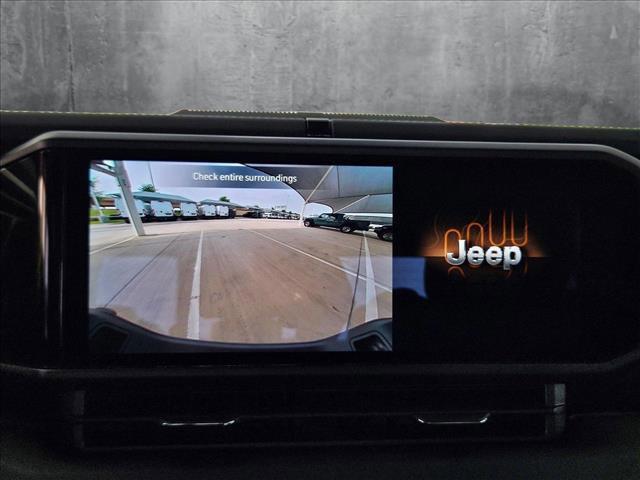 new 2025 Jeep Gladiator car, priced at $41,830