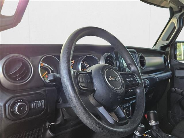 used 2021 Jeep Wrangler Unlimited car, priced at $25,964