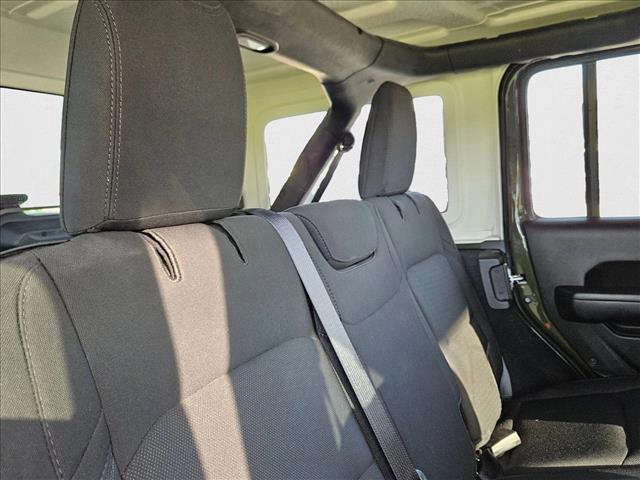 used 2021 Jeep Wrangler Unlimited car, priced at $25,964