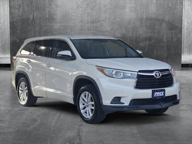 used 2015 Toyota Highlander car, priced at $12,621