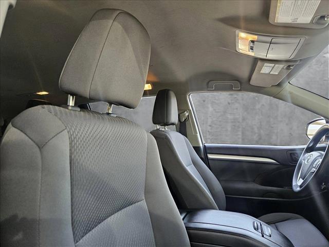 used 2015 Toyota Highlander car, priced at $12,621