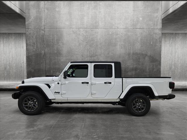 new 2024 Jeep Gladiator car, priced at $44,433