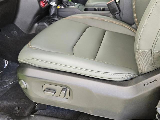 new 2025 Jeep Gladiator car, priced at $45,764