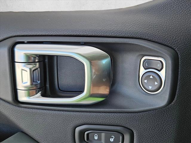 new 2025 Jeep Gladiator car, priced at $45,764