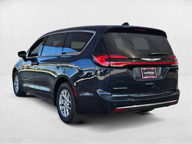 new 2025 Chrysler Pacifica car, priced at $37,266