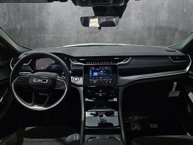 new 2025 Jeep Grand Cherokee L car, priced at $39,919