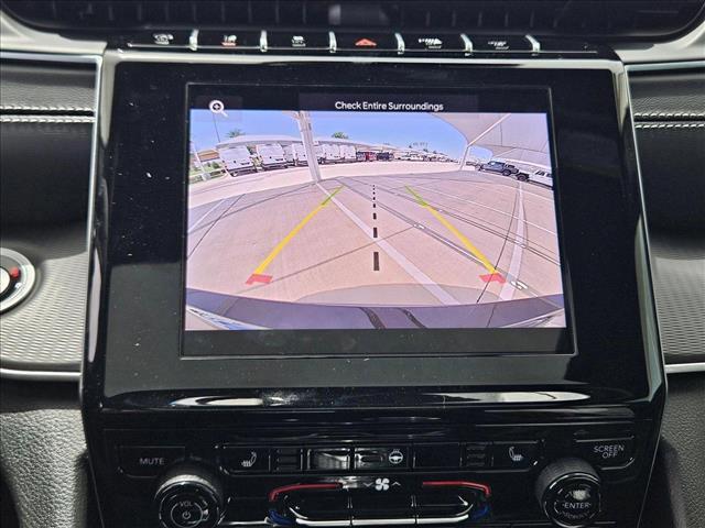 new 2025 Jeep Grand Cherokee L car, priced at $39,919