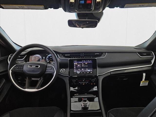 new 2025 Jeep Grand Cherokee L car, priced at $38,259