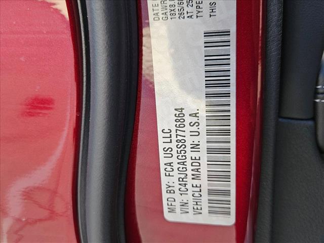 new 2025 Jeep Grand Cherokee car, priced at $34,572