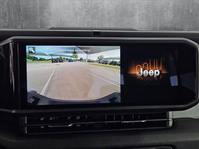new 2025 Jeep Gladiator car, priced at $42,577