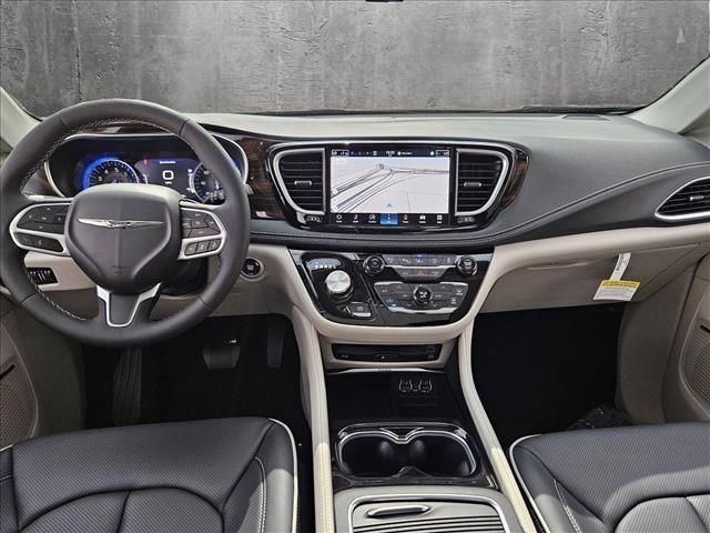 new 2024 Chrysler Pacifica car, priced at $46,672