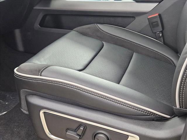 new 2025 Ram 1500 car, priced at $57,931