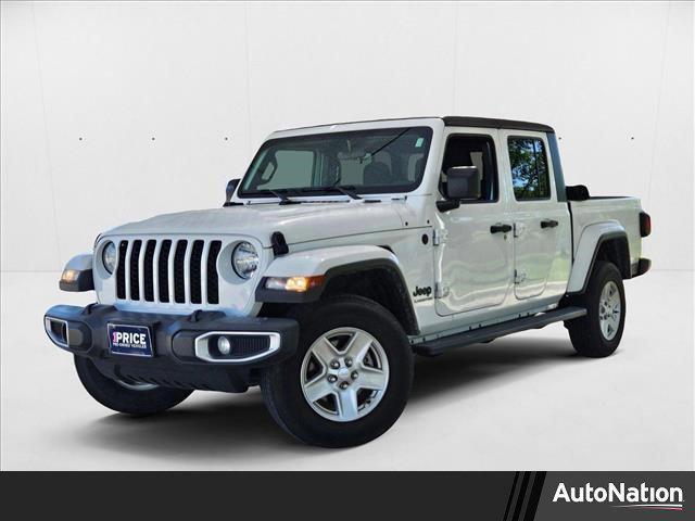 used 2022 Jeep Gladiator car, priced at $30,357